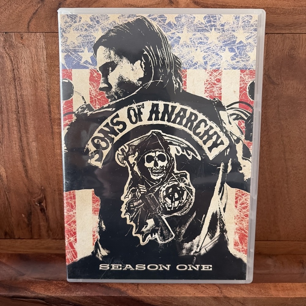 Sons of Anarchy Season One DVD Set Katy Segal Charlie Hunnam Ron Pearlman Biker